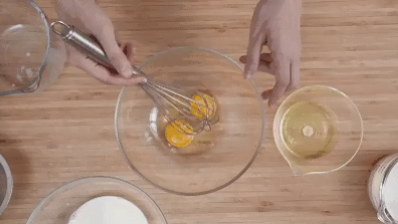 教你奶香四溢的葡式蛋撻，吃一個(gè)星期都不會(huì)膩